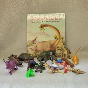 Dinosaur Bundle Book 13 Figures Plus More